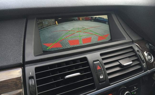 x5-bmw-reverse-camera-fitting