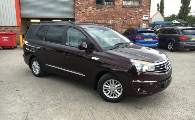 Ssangyong-rear-entertainment-package