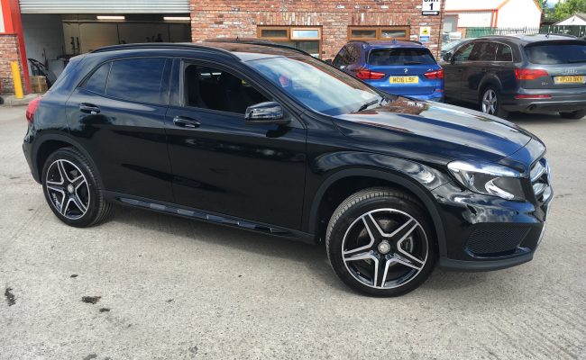 black-gla-front-sesnors