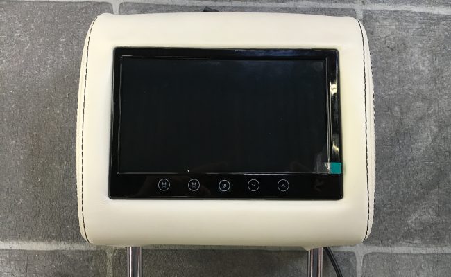 range-rover-headrest-screen-install