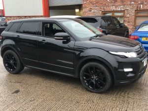 range-rover-evoque-workshop-bury-dvd-fitting