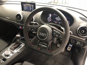 Audi-interior-autowatch-gost-installations