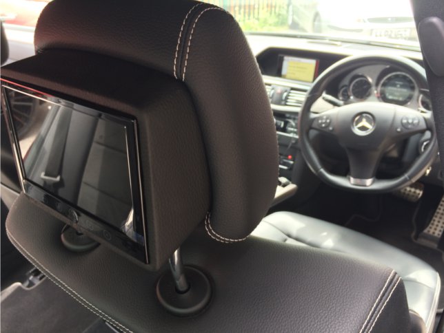 Mercedes E-Class (W212) Rear DVD Package