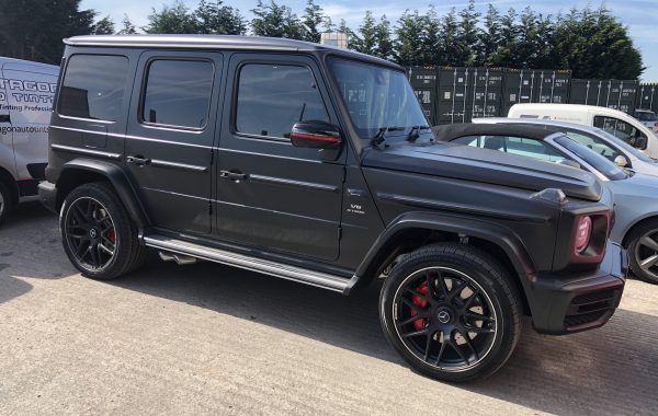 Mercedes G63 Rear seat entertainment