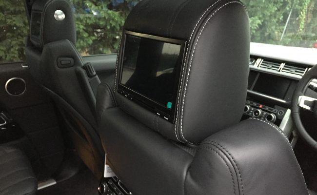 range-rover-gloss-screens