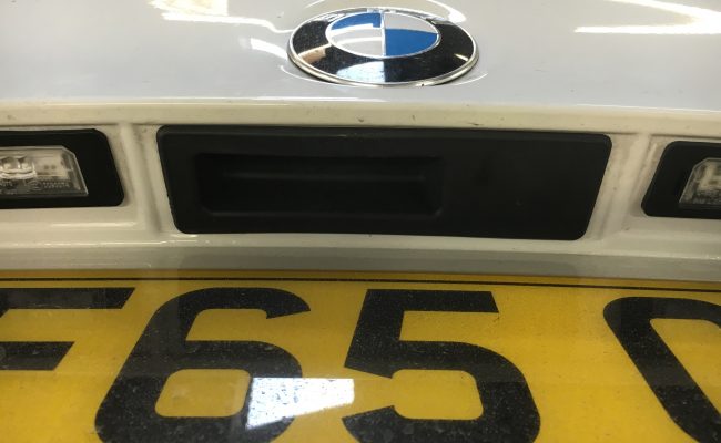 Bmw-boot-handle