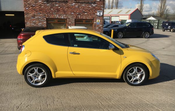 Alfa Romeo Mito heated seats.