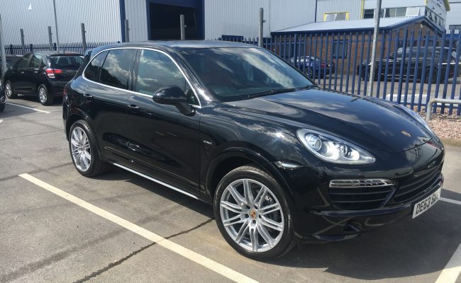 cayenne-fitting-bury-manchetser-northwest