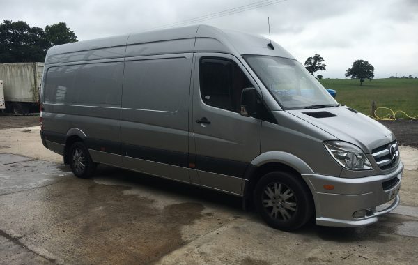 Mercedes Sprinter NTG2.5 reverse camera