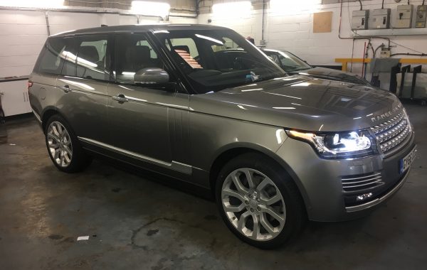 CAT5 Teletrac Navman Range Rover