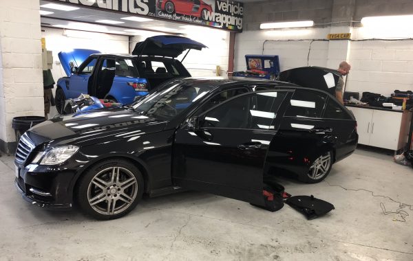 Mercedes W212 aftermarket reverse camera