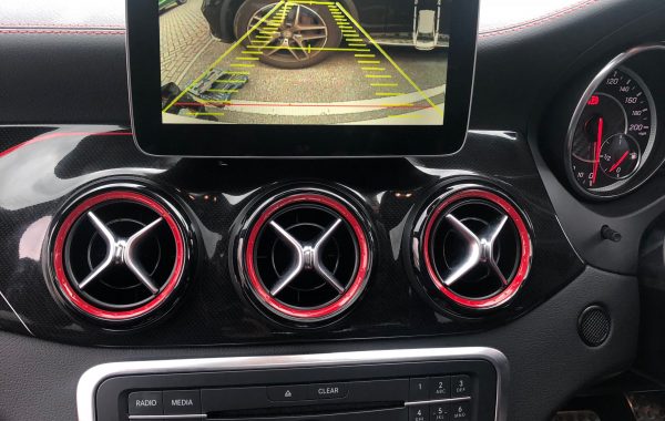 Mercedes CLA Shooting brake reverse camera