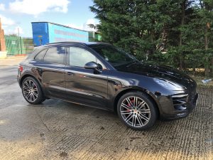 porsche-macan-gts-front-rear-paring-cameras