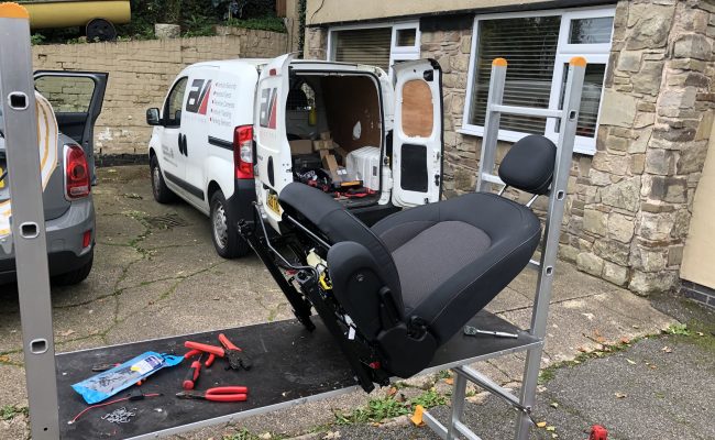 mini-countryman-front-heated-seats-fitting