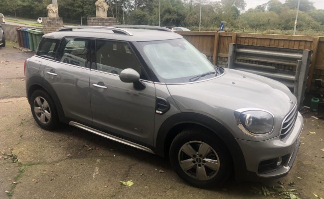 mobile-heated-seat-fitting-mini-countryman