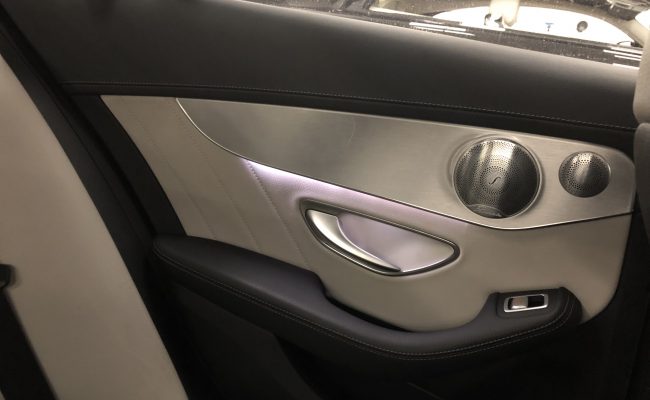 white-rear-door-w205-ambient-light